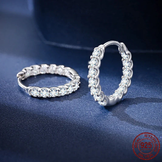 Puces d'oreilles rondes en moissanite 2mm, argent sterling 925, 0,036ct, cadeau de mariée