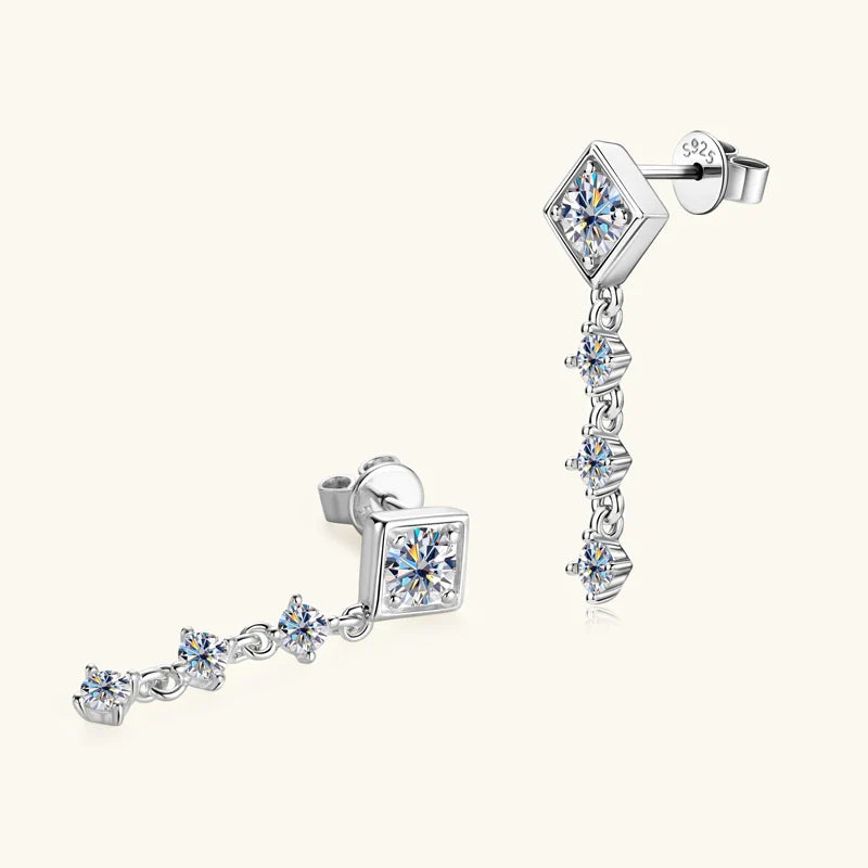 Boucles d'oreilles pendantes en moissanite rondes taille complète solitaire en argent sterling 925