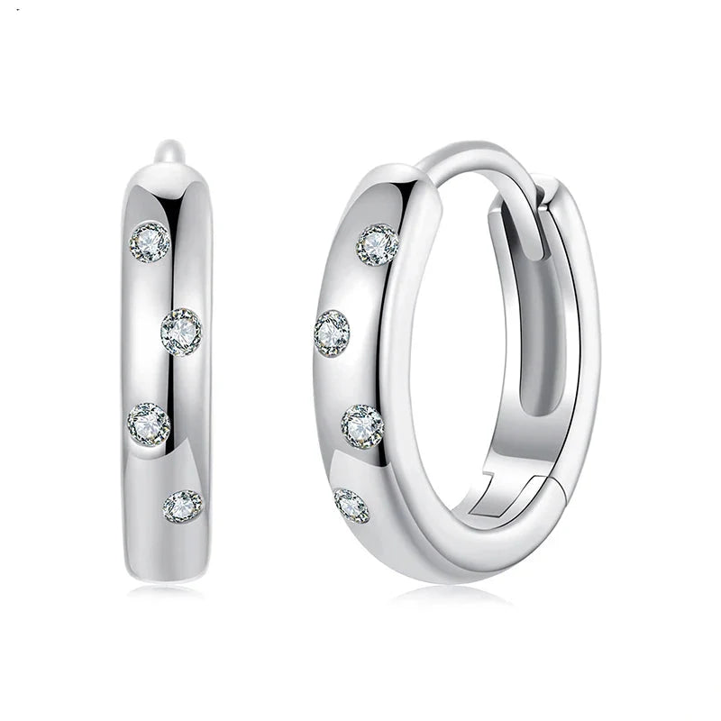 Moissanit Huggie Creolen für Damen aus 925er Sterlingsilber, vergoldet