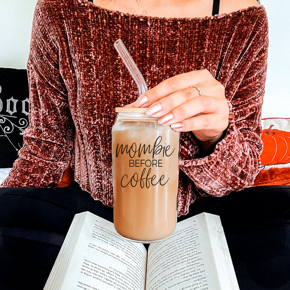 Gobelet en verre Mombie 20 oz avec couvercle en bambou, pailles en acier inoxydable, café Hocus Pocus J'ai besoin de café