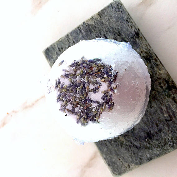 Bio-Lavendel-Badebombe „Calm Bomb“ Entspannungsbad-Set