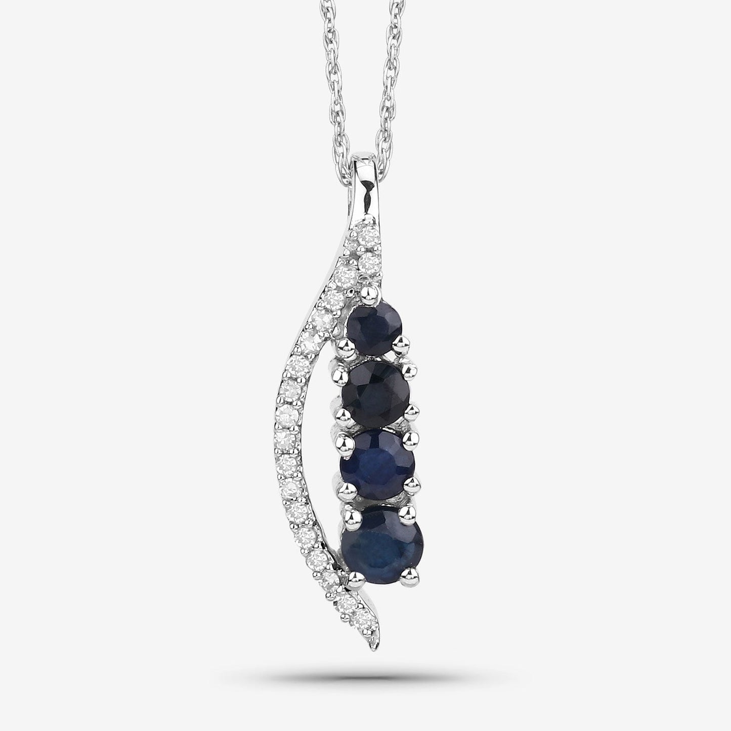 Pendentif en or blanc 14 carats avec saphir bleu véritable de 0,40 carat et diamants blancs