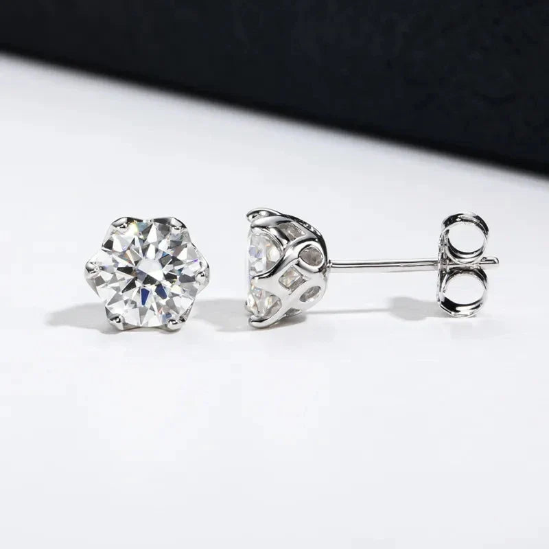 Boucles d'oreilles clous en moissanite ronde 1 à 4 carats couleur D VVS1 3EX plaqué platine 925