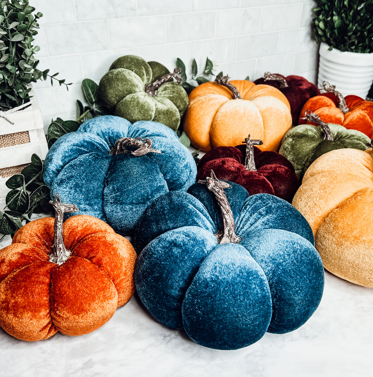 Samtkürbisse - Plüschige Herbsttischdekoration, Mini-Samtkürbisse für den Kaminsims