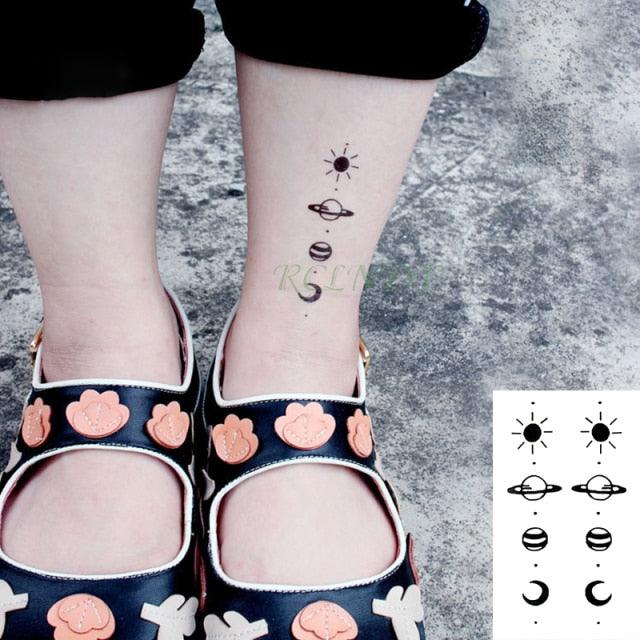 Elegant Black Waterproof Temporary Tattoo Stickers Moon Hill Modern Body Art Stickers Hand Foot High Quality For Womens