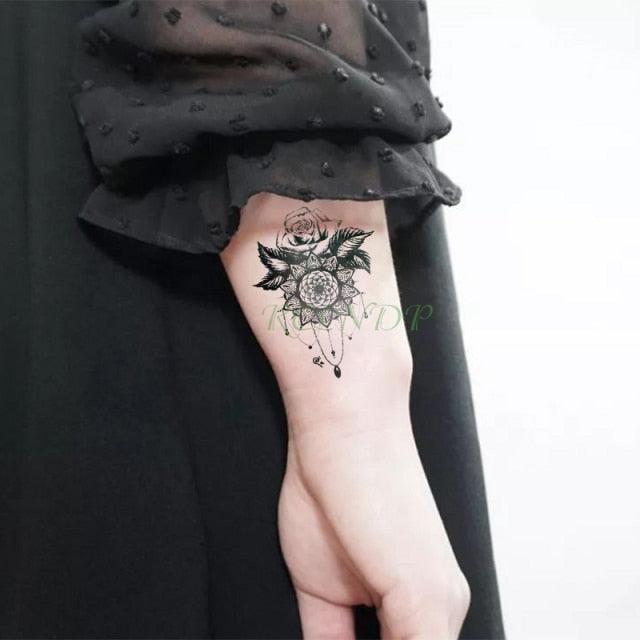 Luxury Different Waterproof Temporary Tattoo Sticker Snake Flower Fake Tattoo Body Art Adult Fashion Stickers For Womens Mens