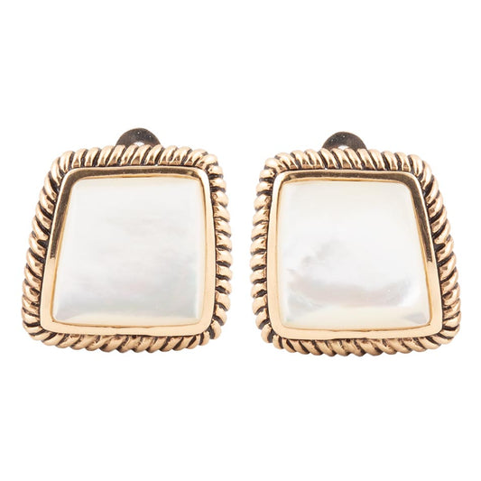 Boucles d'oreilles clips dorées en nacre cordée
