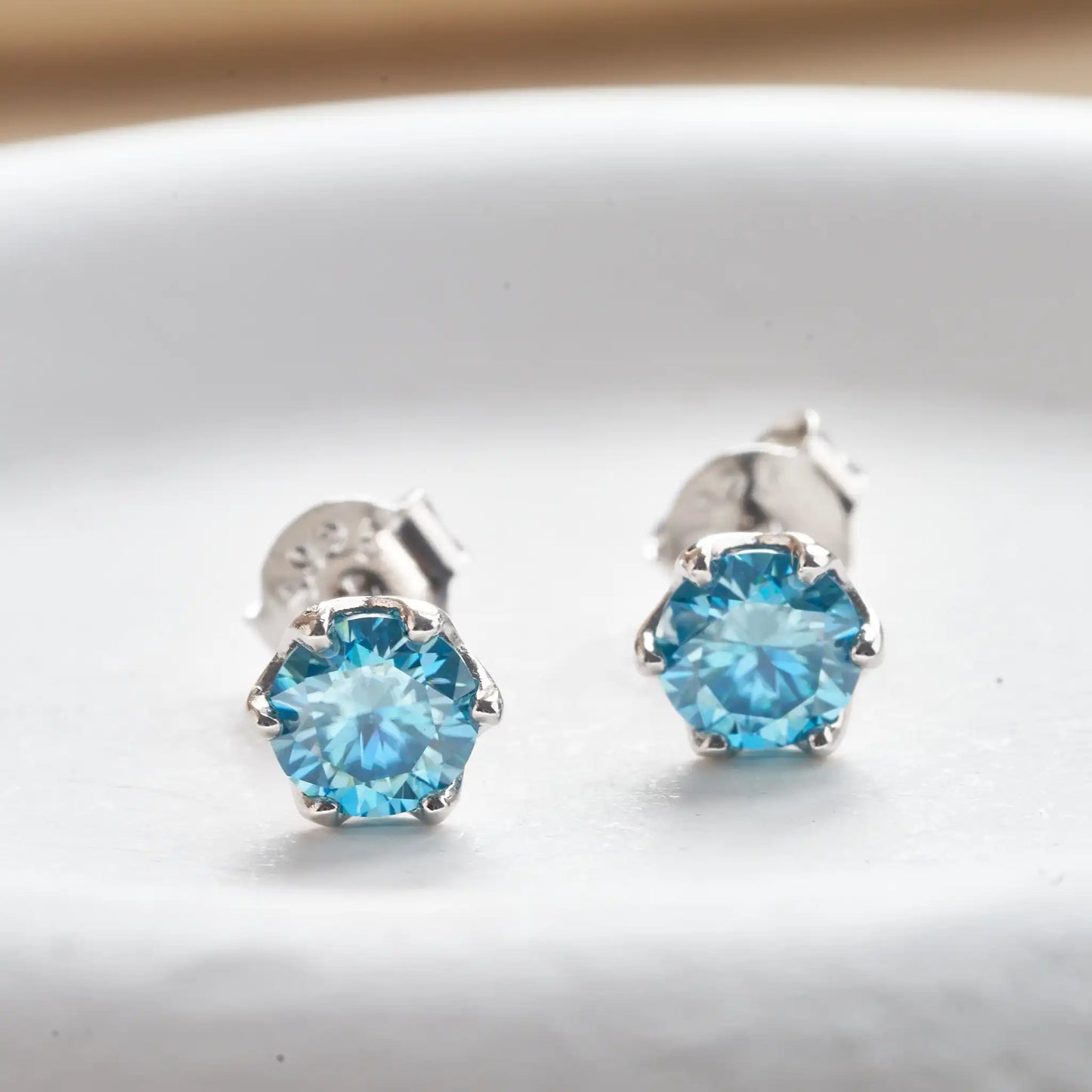 Meerblaue Moissanit Ohrstecker 0,5-2,0 Karat 925 Sterling Silber Hochzeit