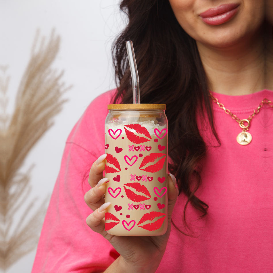 Self Love Club 20oz Glasbecher mit Bambusdeckel Rotes Herz Goldene Akzente
