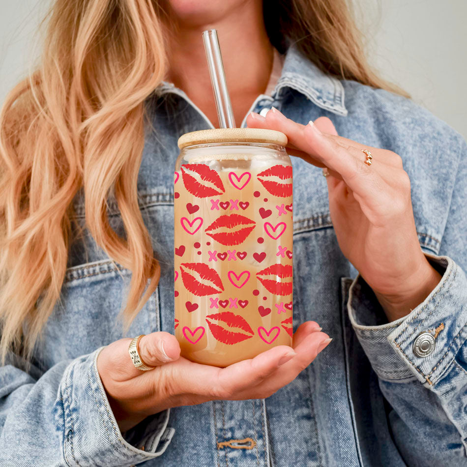 Self Love Club 20oz Glasbecher mit Bambusdeckel Rotes Herz Goldene Akzente
