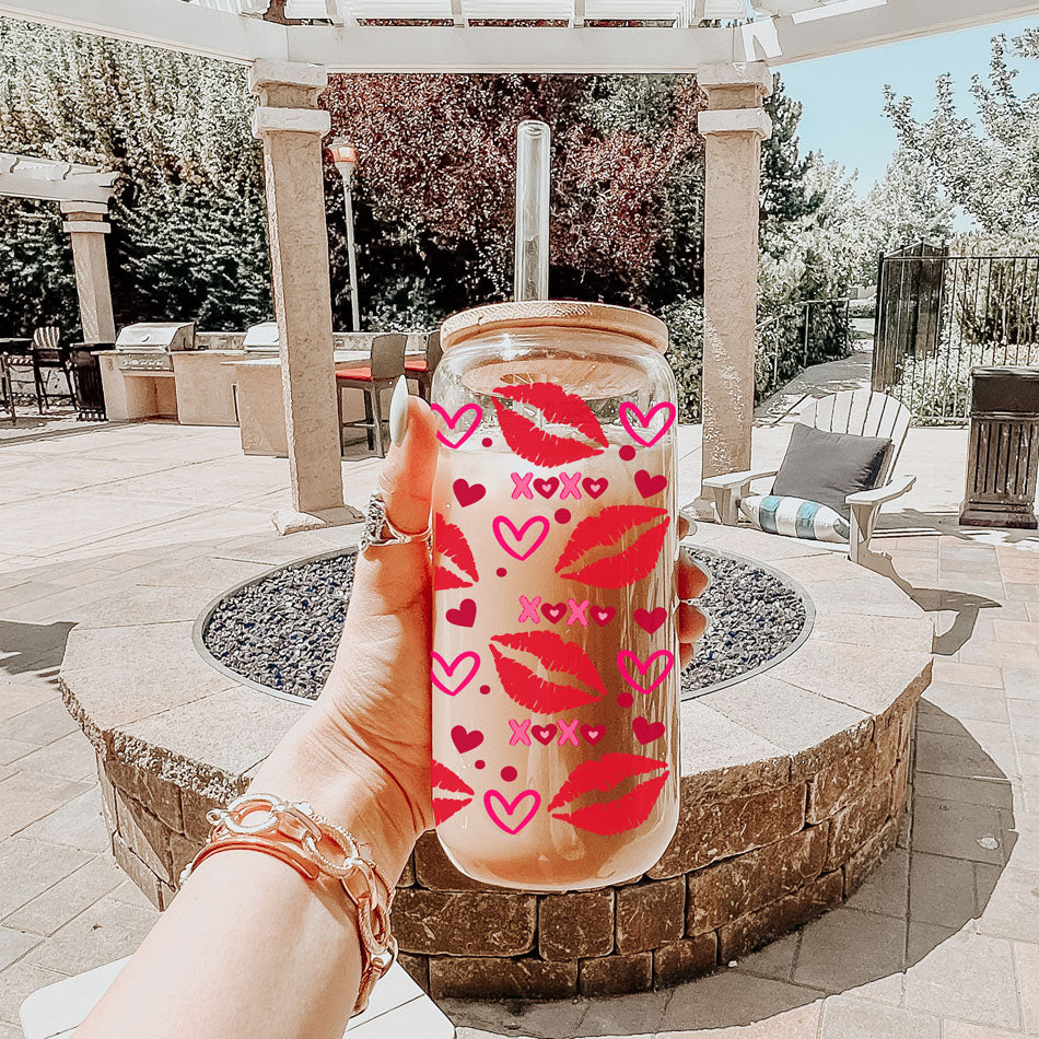 Self Love Club 20oz Glasbecher mit Bambusdeckel Rotes Herz Goldene Akzente