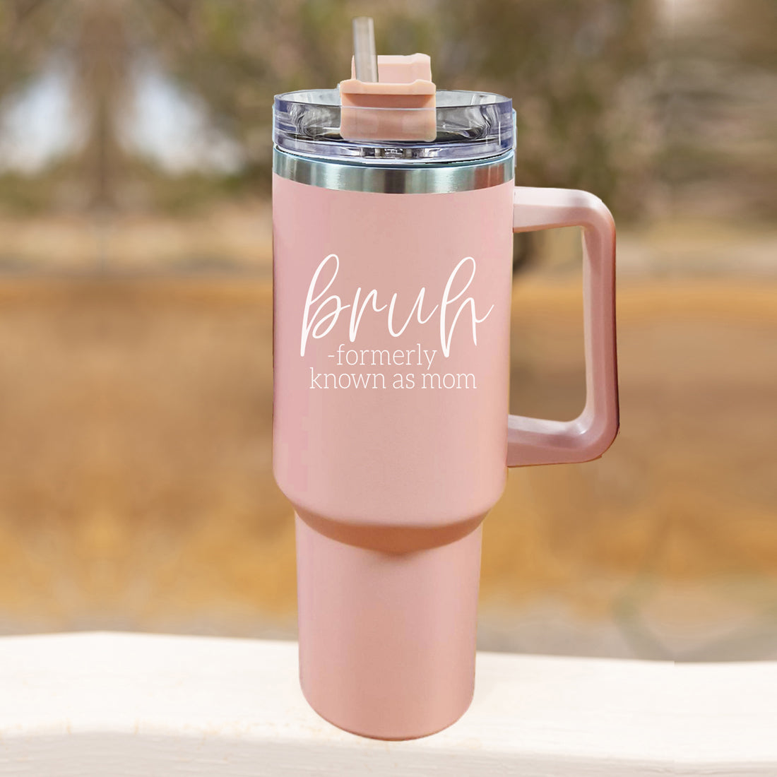 Gobelet isotherme rose de 1,2 L avec poignée, couvercle et paille, Tasse "Bruh Mom" humoristique