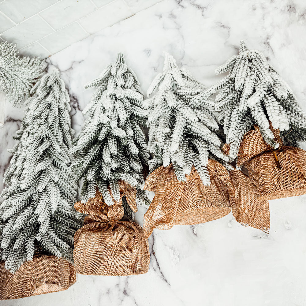 Sapins de Noël Artificiels Floqués de Neige Mini Décorations de Noël Réalistes
