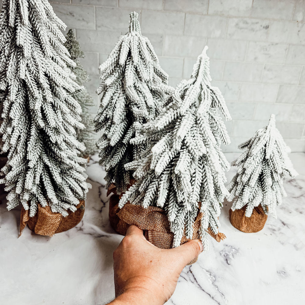 Sapins de Noël Artificiels Floqués de Neige Mini Décorations de Noël Réalistes