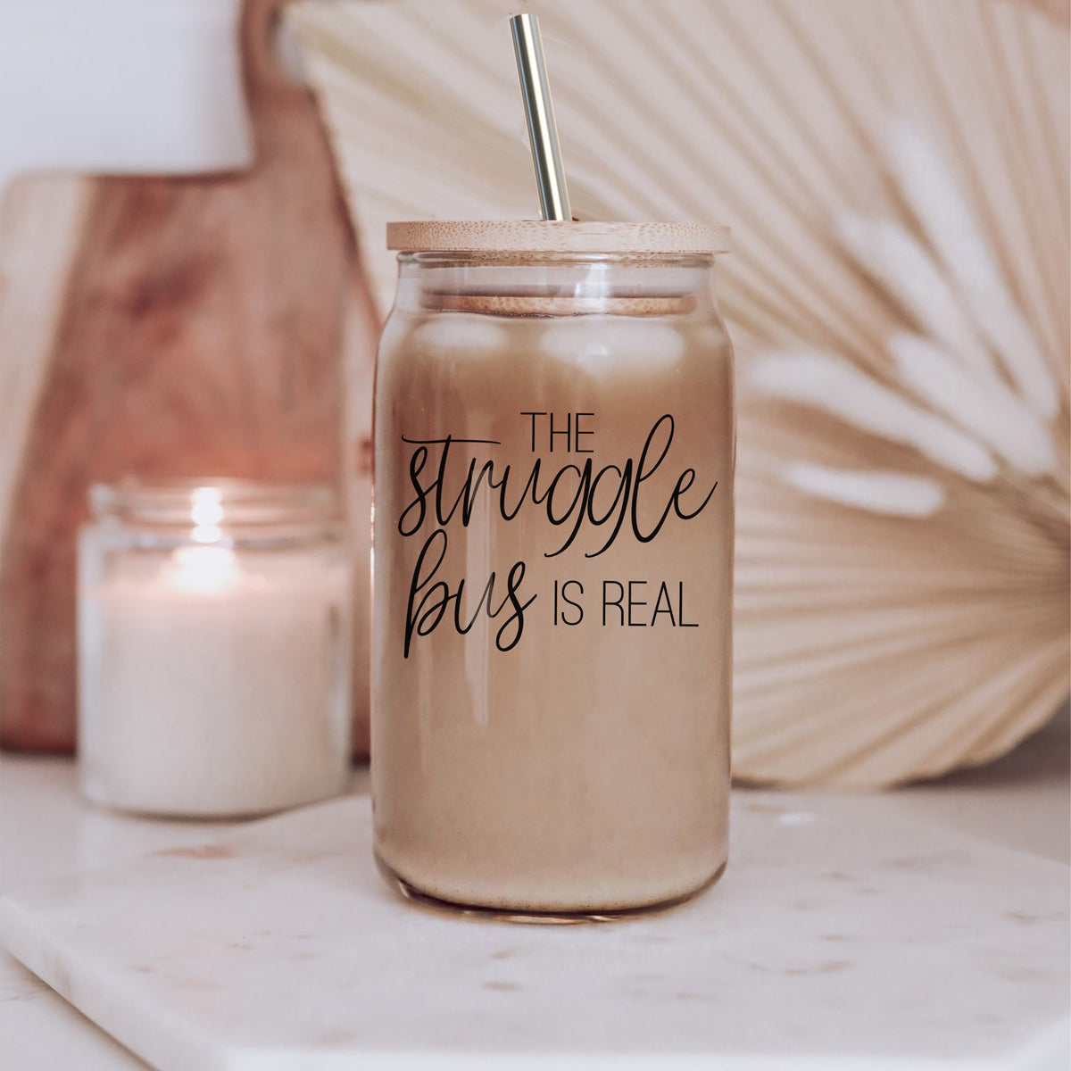 Gobelet en verre 17oz avec couvercle en bambou, 2 pailles en acier inoxydable et brosse de nettoyage "Struggle Bus"