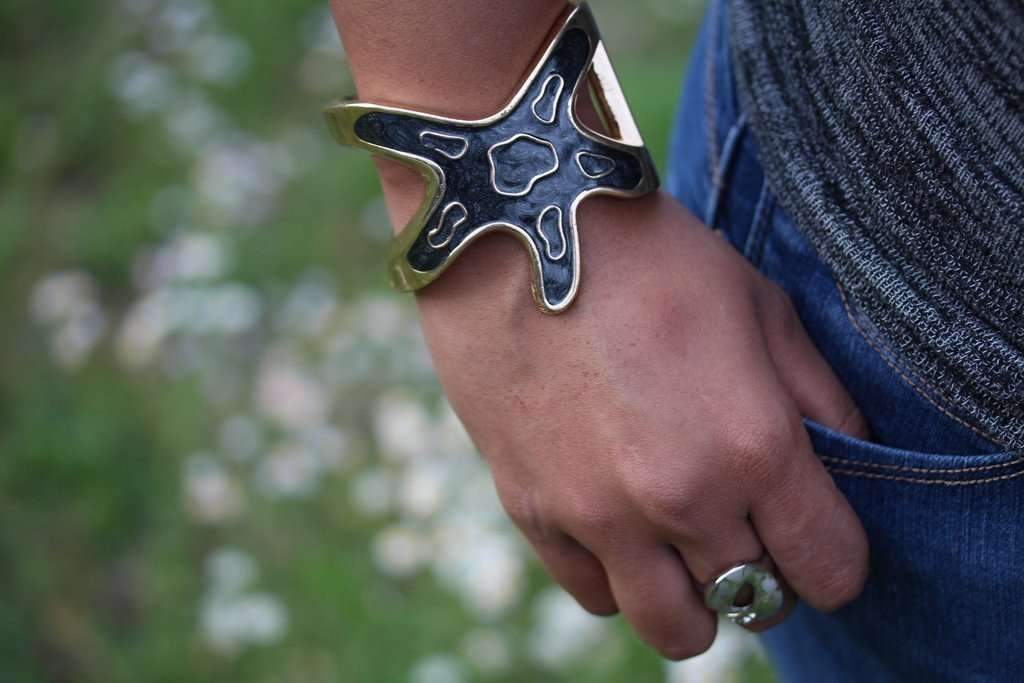 Bracelet jonc étoile de mer strass doré, bijou de plage