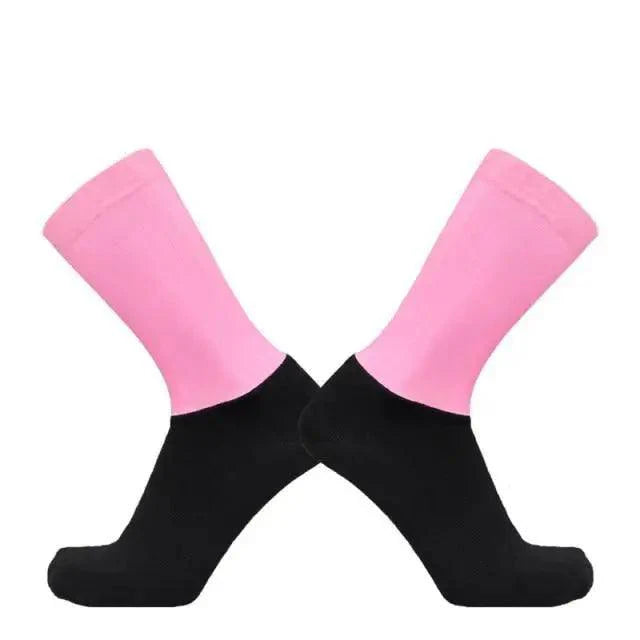 Stylish Summer  Breathable Cycling Socks For Men Anti Slip Seamless Sports Cycling Socks For Men Modern Design Running Sports Socks
