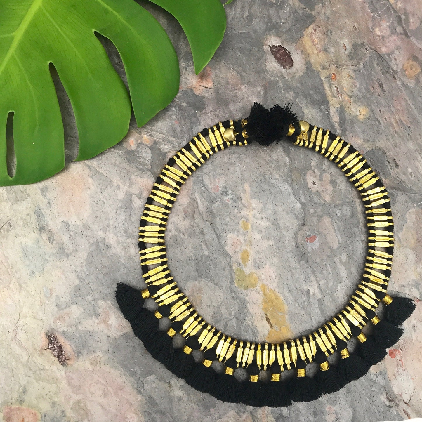 Quasten-Halskette Boho Statement Tempel-inspiriert Baumwollquaste