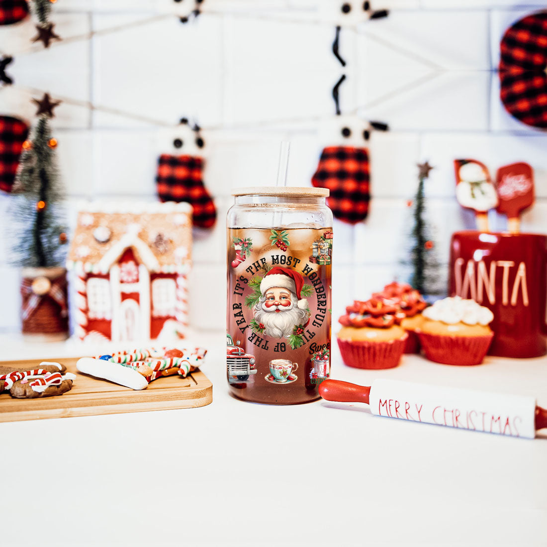 Vintage Christmas 17oz Can Cup - Retro Holiday Tumbler With Nostalgic Graphics