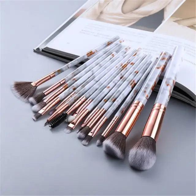 Vintage Style 5/10/15Pcs Makeup Brushes Set Powder Eye Shadow Foundation Blush Blending Make Up Brush Beauty Cosmetic Kit Tools