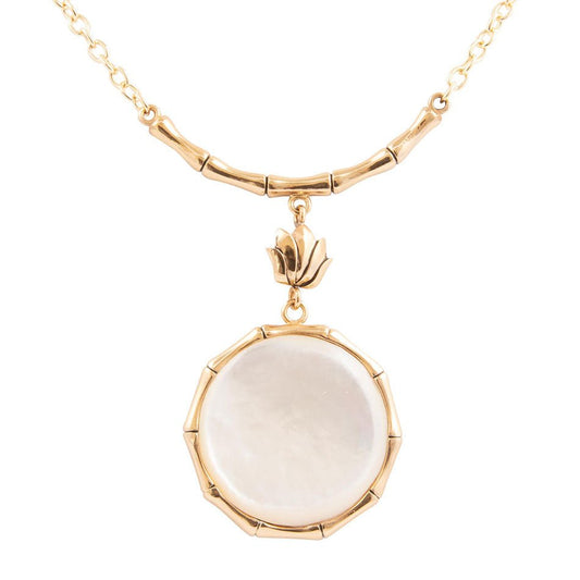 Collier pendentif doré en nacre blanche