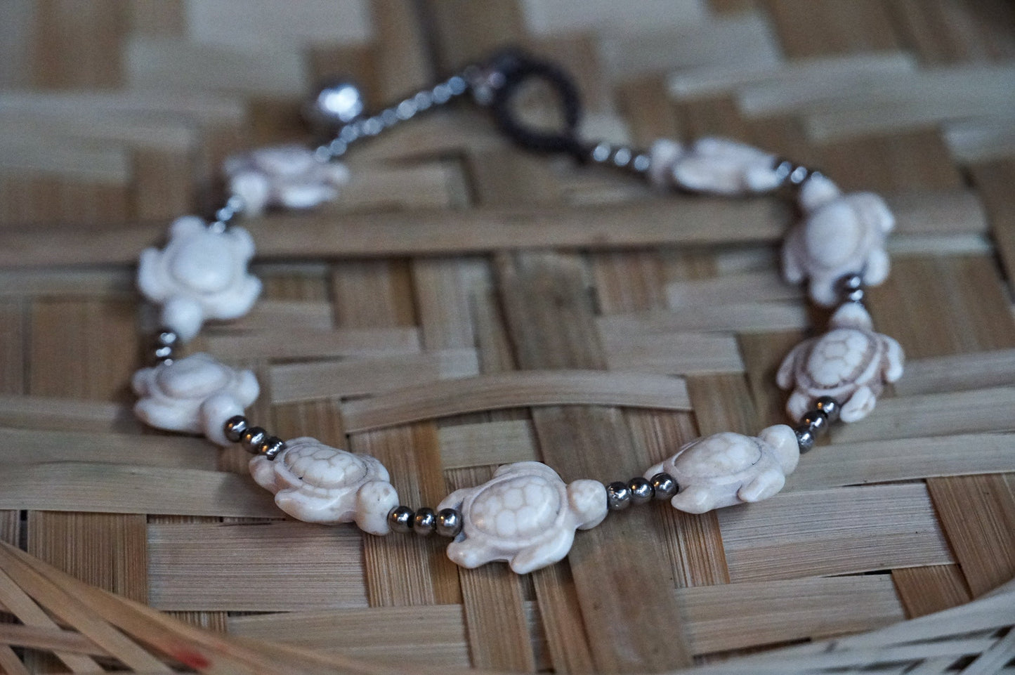 Bracelet de cheville bohème tortue blanche en argent réglable