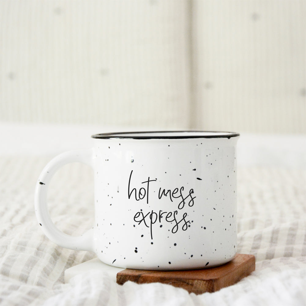 Hot Mess Express Übergroße Lagerfeuer-Tasse mit schwarzem Rand, Limited Edition, beidseitig bedruckt