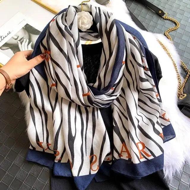 Women Scarf Leopard Print Cotton Large Size Scarfs For Winter Shawls Winter Warm Casual Wear For Women Lovely Floral Tassel Cotton ab Shawls Lady Silk Wraps Scarves
