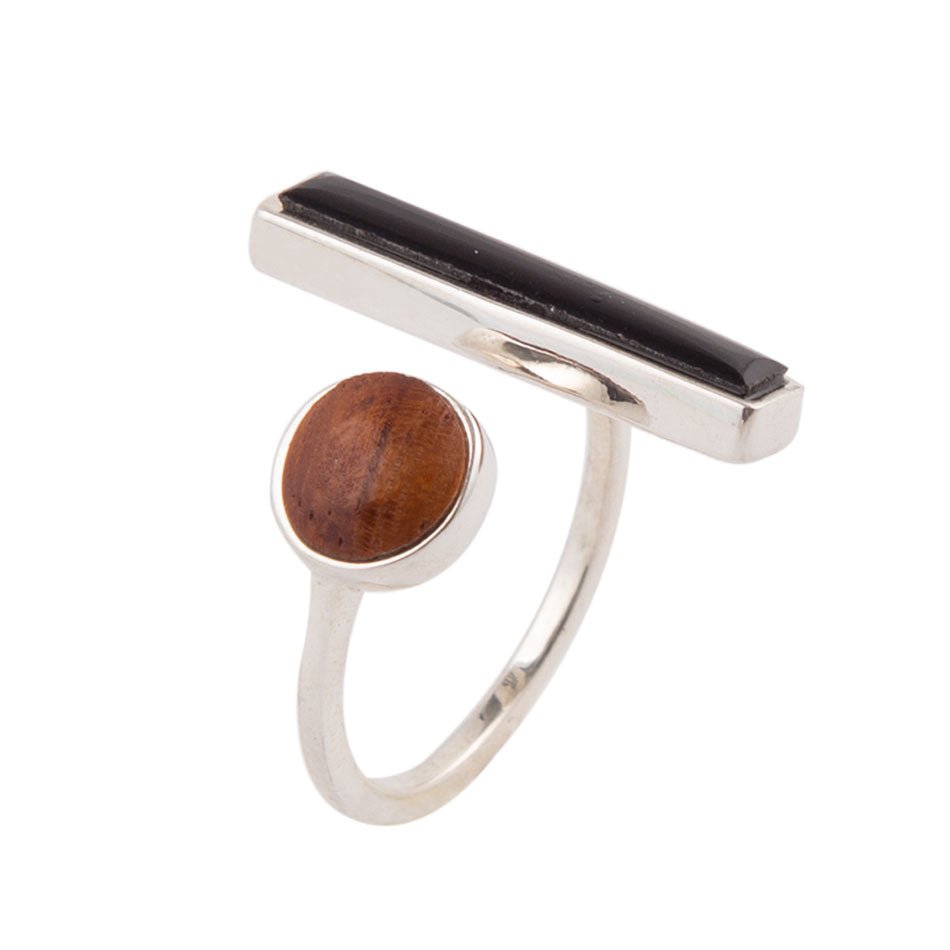 Brauner Holz- und schwarzer Onyx-Ring aus Sterlingsilber, größenverstellbar
