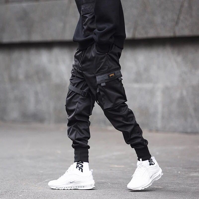 Pantalon de jogging noir mat YE2032